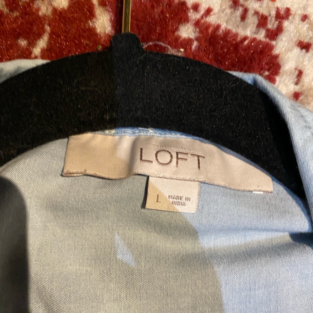 Loft chambray button down - Picture 3 of 3